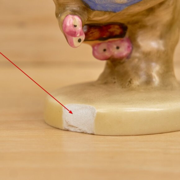 Vintage GOEBEL M J Hummel "Apple Tree Girl" Porcelain Figurine, Made in Germany - Picture 6 of 6